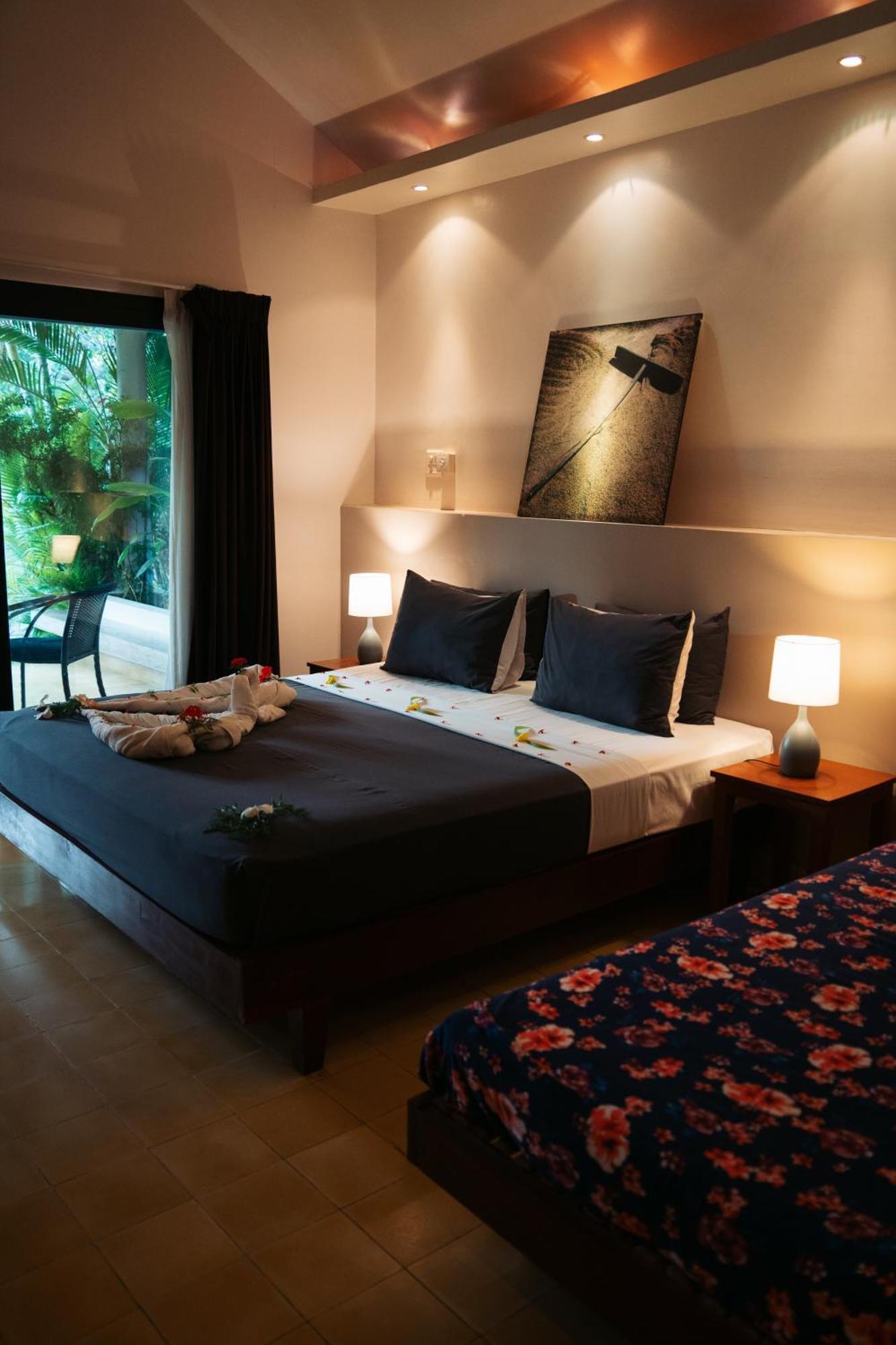 Battambang Resort Екстериор снимка