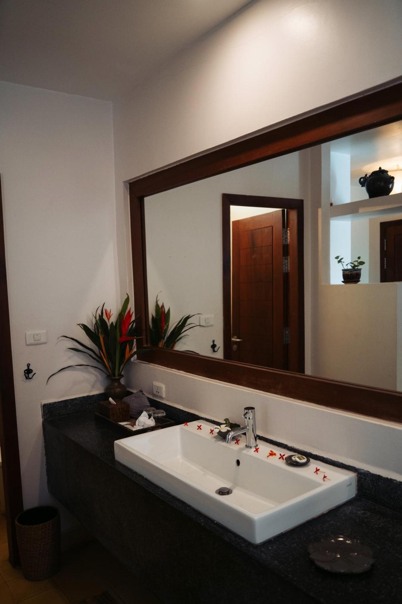 Battambang Resort Екстериор снимка
